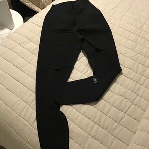 Alo 7/8th rip warrior leggings